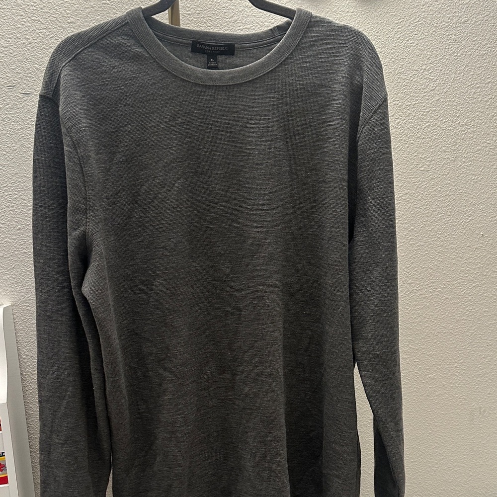 Banana Republic Charcoal Long Sleeve Tee